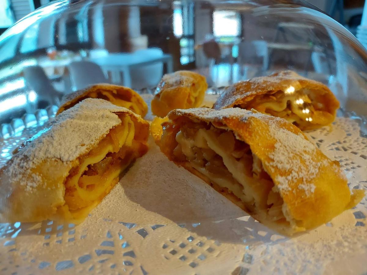 La Piazzetta Di Canale B&B تينو المظهر الخارجي الصورة