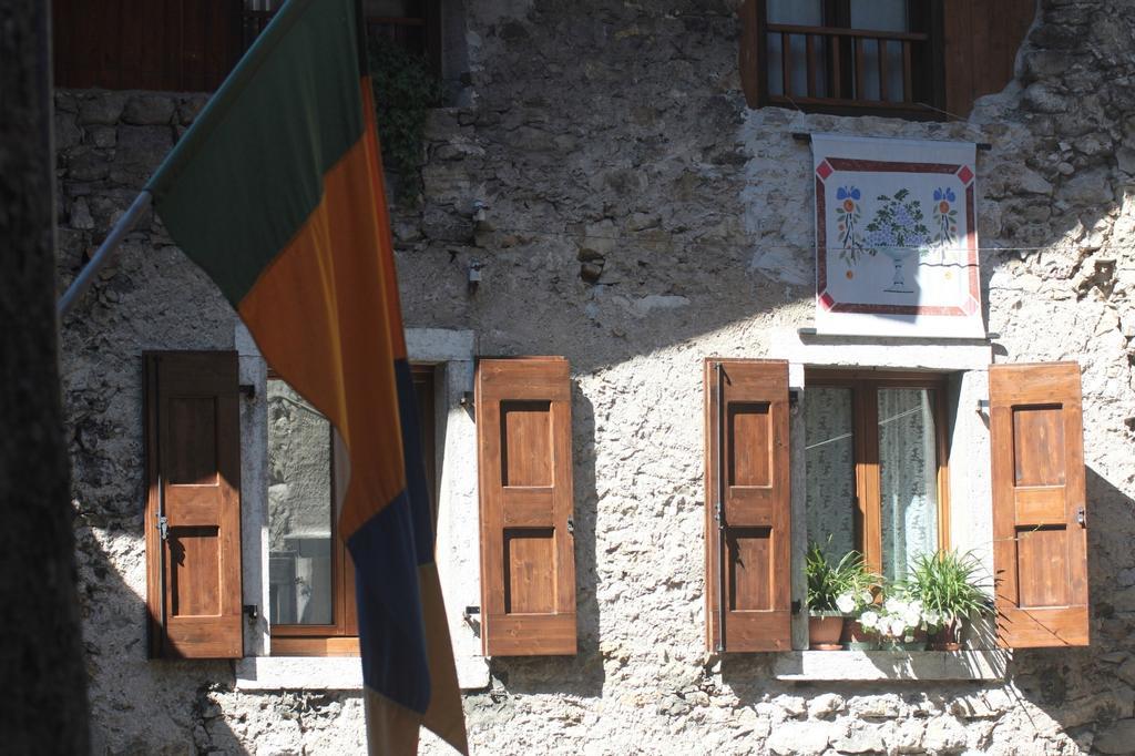 La Piazzetta Di Canale B&B تينو المظهر الخارجي الصورة
